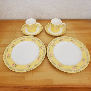 ティファニー(Tiffany & Co.)のTIFFANY ティファニー デミタスカップ&ソーサーとケーキ皿 2セット(食器)