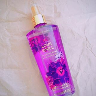 ヴィクトリアズシークレット(Victoria's Secret)のLOVE SPELL フレグランスミスト(その他)