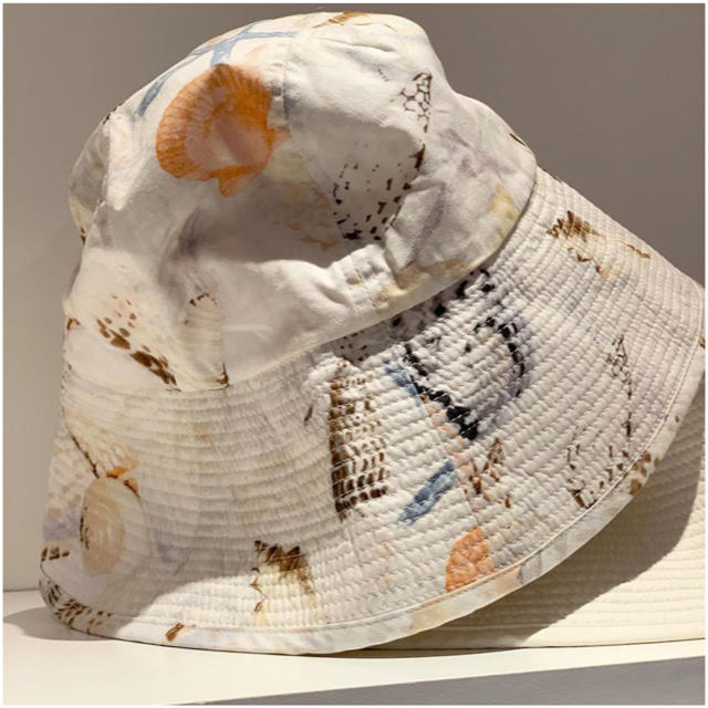 Ron Herman(ロンハーマン)の新品未使用タグ付　TEN × Ron Herman Bucket Hat シェル レディースの帽子(ハット)の商品写真