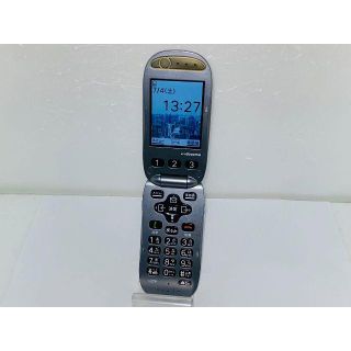 Nttdocomo 超美品 Simフリー ドコモ F 02j らくらくフォン ピンク 147の通販 ラクマ