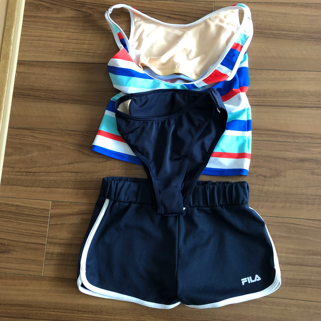 FILA(フィラ)のキッズ　水着 キッズ/ベビー/マタニティのキッズ服女の子用(90cm~)(水着)の商品写真