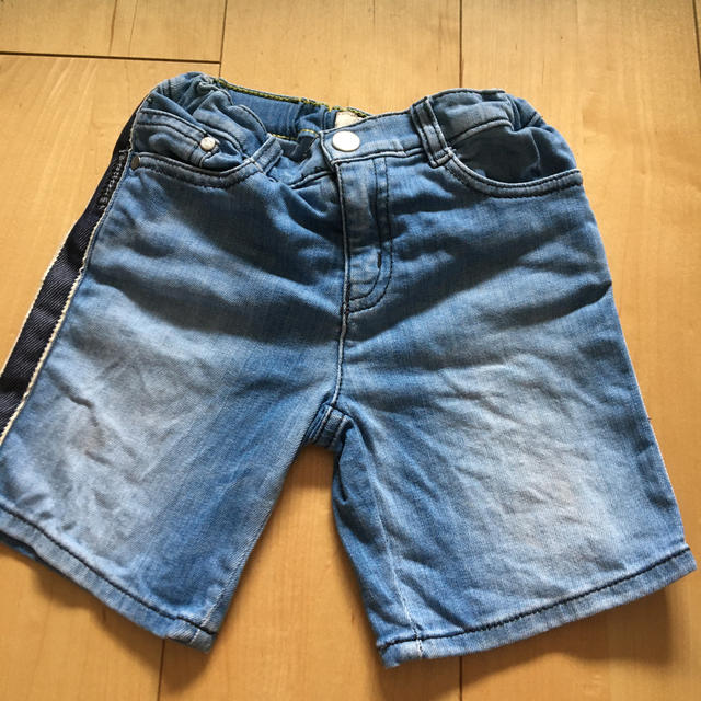 Armani(アルマーニ)のアルマーニbaby デニムハーフパンツ キッズ/ベビー/マタニティのキッズ服男の子用(90cm~)(パンツ/スパッツ)の商品写真