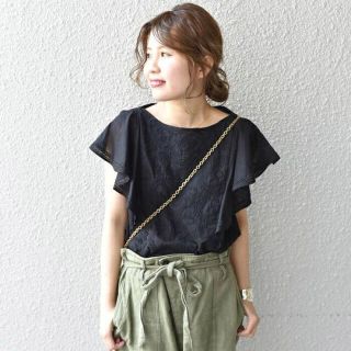 シップス(SHIPS)の【美品】khaju、ペイズリーラッフルブラウス(シャツ/ブラウス(半袖/袖なし))