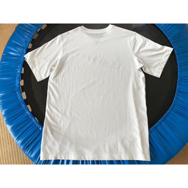 NIKE(ナイキ)のナイキ NIKE ポリエステル Tシャツ ホワイト キッズ/ベビー/マタニティのキッズ服男の子用(90cm~)(Tシャツ/カットソー)の商品写真