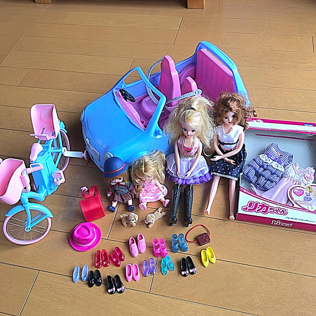 Takara Tomy(タカラトミー)のリカちゃん人形 車 自転車 などセット キッズ/ベビー/マタニティのおもちゃ(ぬいぐるみ/人形)の商品写真