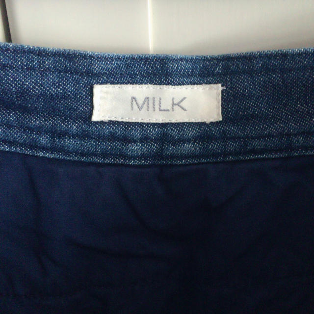 MILK(ミルク)のMILK デニムスカート レディースのスカート(ひざ丈スカート)の商品写真