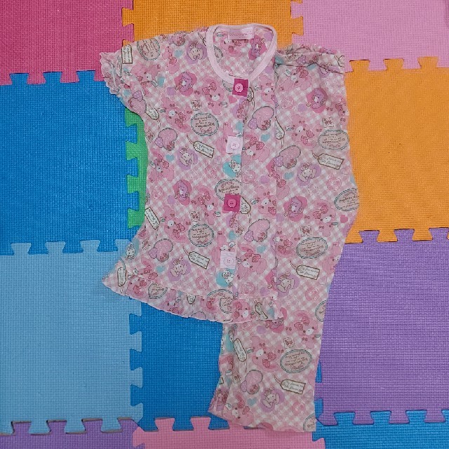 サンリオ(サンリオ)のキッズパジャマ キッズ/ベビー/マタニティのキッズ服女の子用(90cm~)(パジャマ)の商品写真