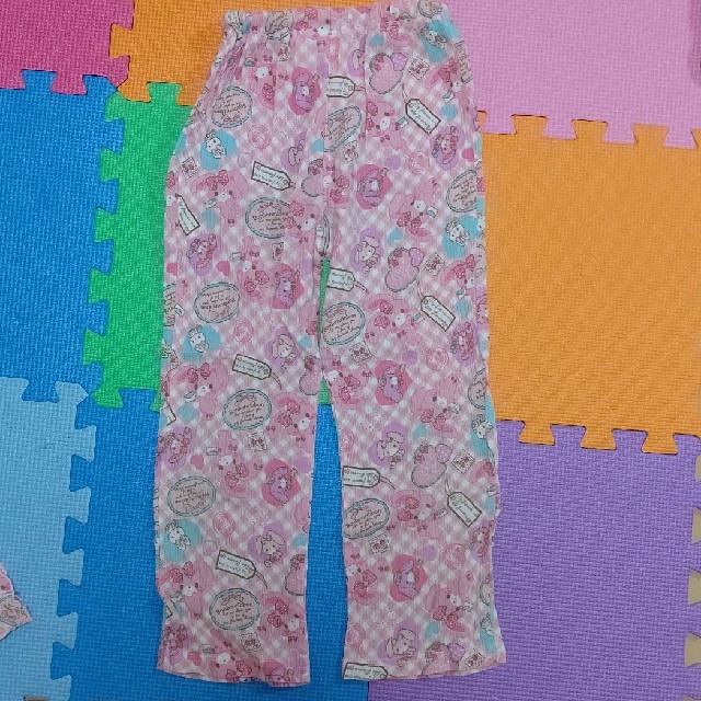 サンリオ(サンリオ)のキッズパジャマ キッズ/ベビー/マタニティのキッズ服女の子用(90cm~)(パジャマ)の商品写真