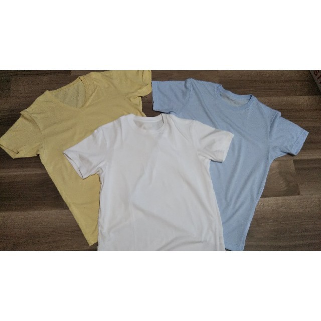 Uniqlo 未使用品 ユニクロ メンズインナーtシャツ３枚セット ｓサイズ の通販 By Ban S Shop ユニクロならラクマ