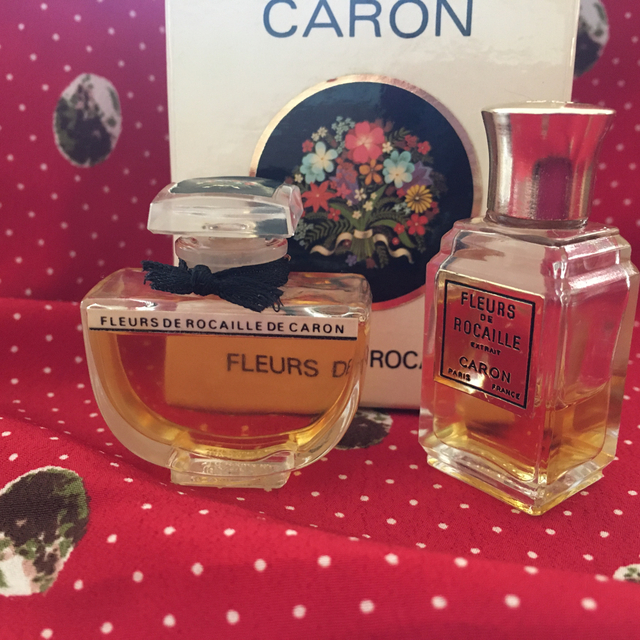 CARON - キャロン香水 フルールドロカイユの通販 by るるる's shop｜キャロンならラクマ