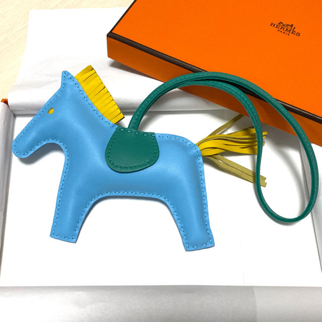 ゆうままさま】エルメス ロデオMM セレステ 未使用品 - ファッション小物 ゆうままさま】エルメス ロデオMM セレステ 未使用品 - ファッション小物