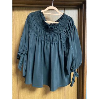 ダブルクローゼット(w closet)のオフショルトップス(カットソー(半袖/袖なし))