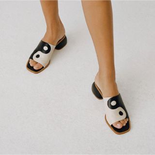 ジャーナルスタンダード(JOURNAL STANDARD)のpaloma wool パロマウール バランス サンダル ying yang(サンダル)