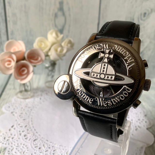 Vivienne Westwood(ヴィヴィアンウエストウッド)の【美品】 ヴィヴィアン 腕時計 CAGE シルバー ブラック MAN メンズ メンズの時計(腕時計(アナログ))の商品写真