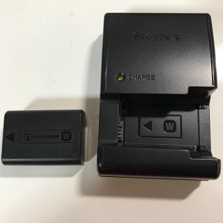 ソニー(SONY)のSONY 充電器BCーVW1、バッテリーセット(バッテリー/充電器)