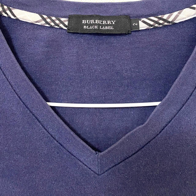 BURBERRY BLACK LABEL(バーバリーブラックレーベル)のバーバリー　ブラックレーベル　Tシャツ　Burberry ネイビー　刺繍ロゴ メンズのトップス(Tシャツ/カットソー(半袖/袖なし))の商品写真