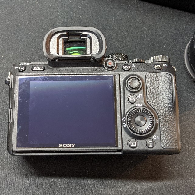 SONY(ソニー)のSONY α7Ⅲ ボディ　a7Ⅲ カメラ　Eマウント　電車オタクさん専用 スマホ/家電/カメラのカメラ(ミラーレス一眼)の商品写真