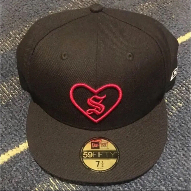 新品未使用 Supreme Heart New Era