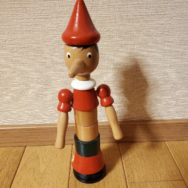 イタリア　土産　ピノキオ　人形 インテリア/住まい/日用品のインテリア小物(置物)の商品写真