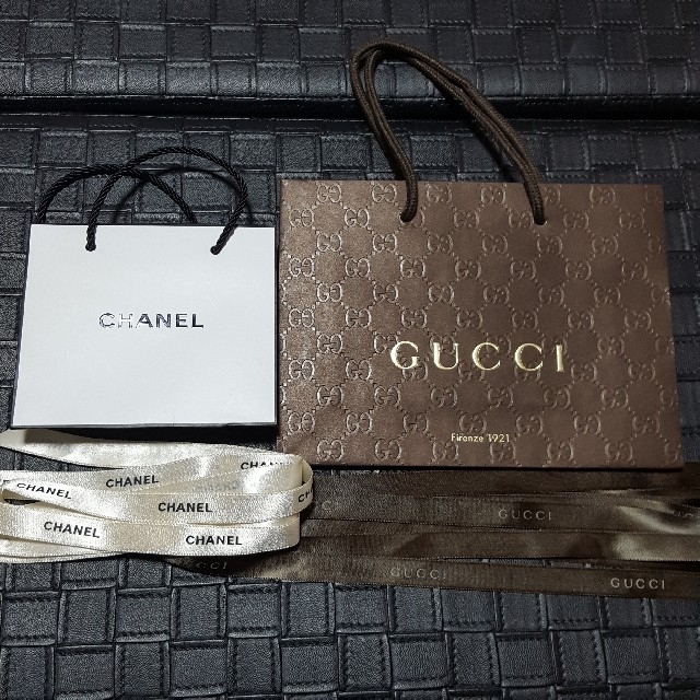 Gucci(グッチ)のCHANEL GUCCI ショッパー 紙袋 リボン セット♪ レディースのバッグ(ショップ袋)の商品写真