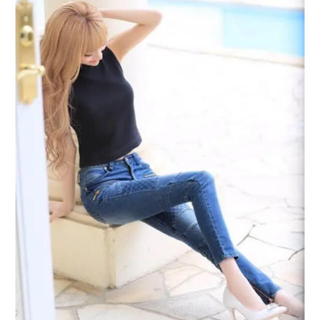 EmiriaWiz(エミリアウィズ)のEmiria Wiz♡キルティングデニム　ライトブルーSサイズ レディースのパンツ(デニム/ジーンズ)の商品写真