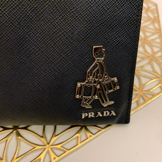 PRADA(プラダ)のPRADA プラダ クラッチバッグ 小  レディースのバッグ(クラッチバッグ)の商品写真