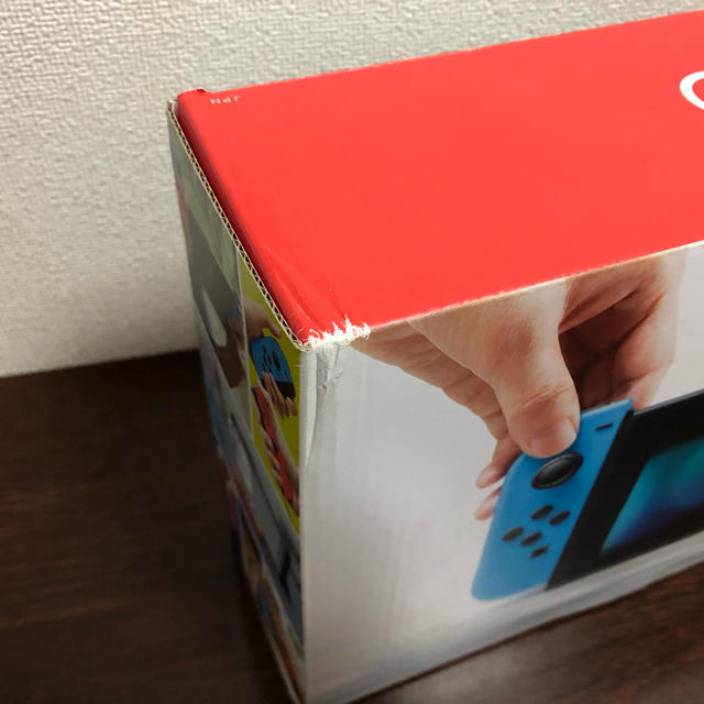 Nintendo Switch ネオンブルー／ネオンレッド　旧型