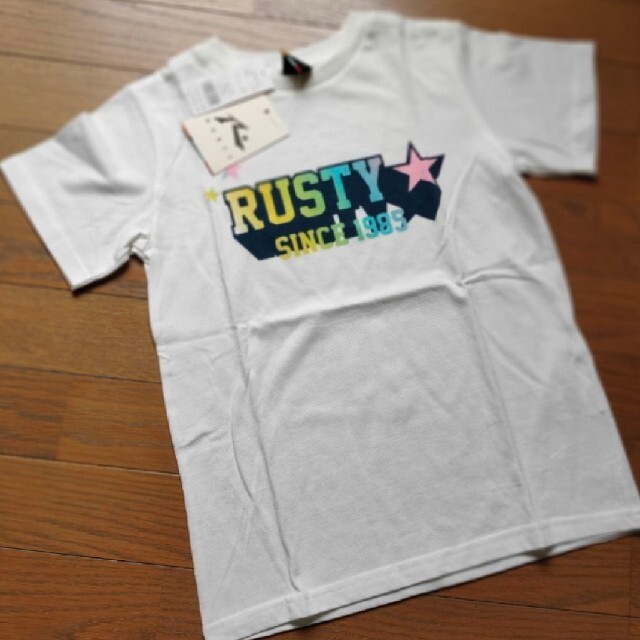 RUSTY(ラスティ)の新品 RUSTY キッズTシャツ ホワイト 130  キッズ/ベビー/マタニティのキッズ服女の子用(90cm~)(Tシャツ/カットソー)の商品写真