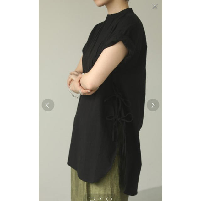 TODAYFUL(トゥデイフル)の新品　todayful ハーフスリーブドレスシャツ　黒 レディースのトップス(シャツ/ブラウス(半袖/袖なし))の商品写真