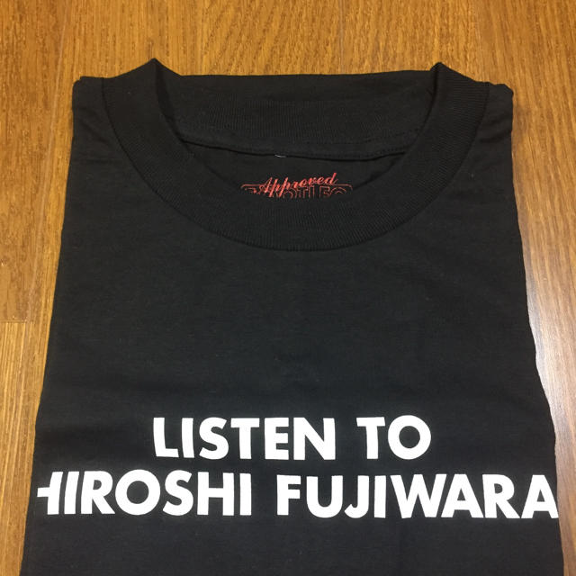 FRAGMENT(フラグメント)のLISTEN TO HIROSHI FUJIWARA 藤原ヒロシ ブラック メンズのトップス(Tシャツ/カットソー(半袖/袖なし))の商品写真