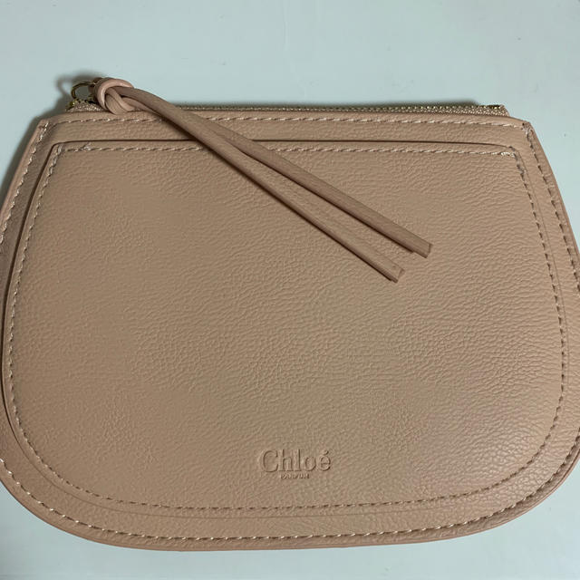 Chloe(クロエ)の✨新品未使用✨Chloe ポーチ レディースのファッション小物(ポーチ)の商品写真