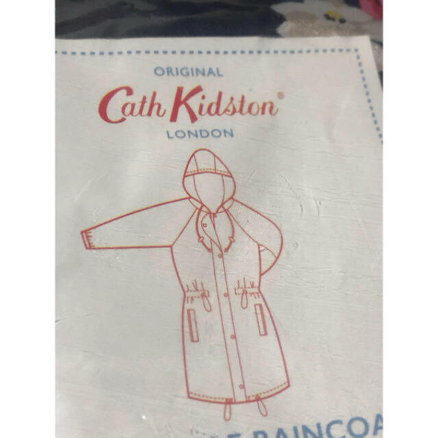 Cath Kidston(キャスキッドソン)の新品未開封🎈Cath Kidston ロングレインコート☂️🌈 レディースのファッション小物(レインコート)の商品写真