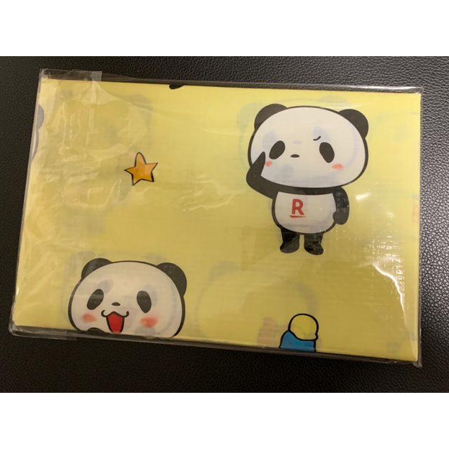 Rakuten(ラクテン)のお買い物パンダ　レジャーシート エンタメ/ホビーのおもちゃ/ぬいぐるみ(キャラクターグッズ)の商品写真