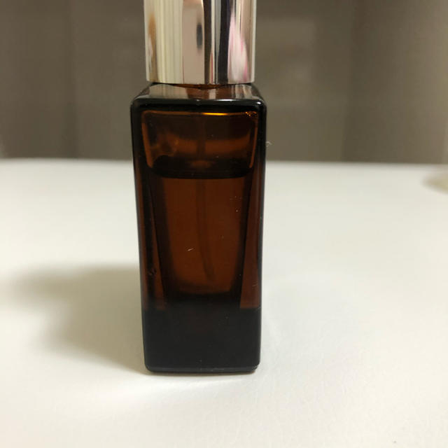AUX PARADIS(オゥパラディ)のオウパラディ　サボン　15ml コスメ/美容の香水(香水(女性用))の商品写真