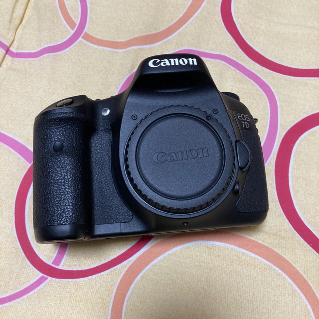 Canon EOS 7D 本体