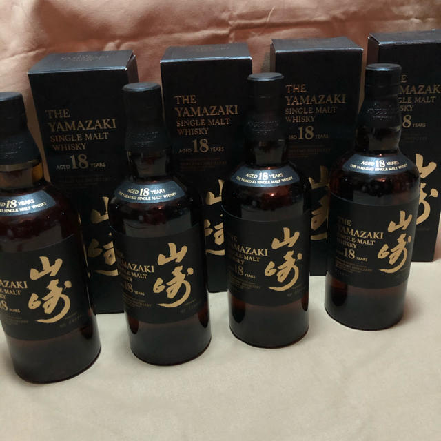 サントリー　山崎18年　700ml