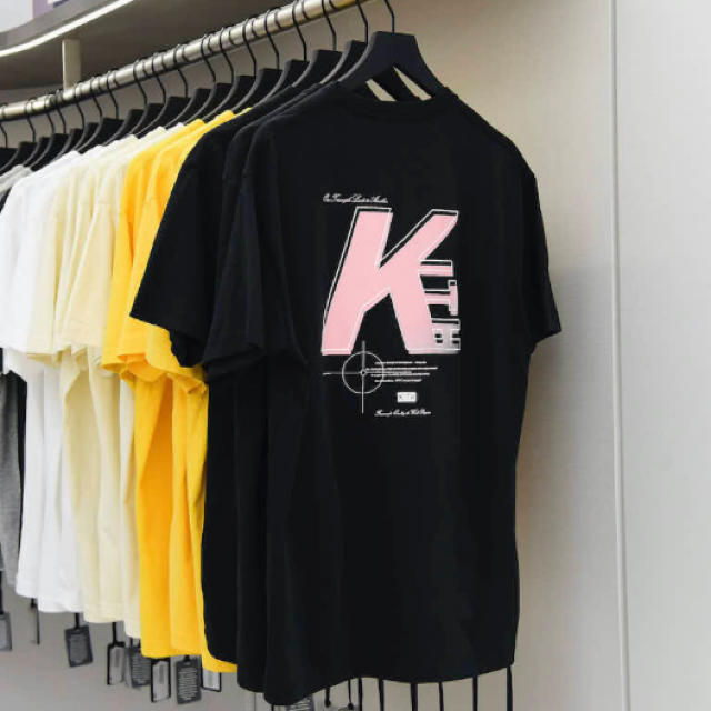 KITH TEEシャツ　黒　XL 新品未使用