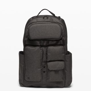 ルルレモン(lululemon)のlululemon cruiser backpack リュック　バックパック(バッグパック/リュック)