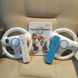 ウィー(Wii)のナカヒロサマ専用マリオカート、ハンドル、リモコン2セット(家庭用ゲームソフト)