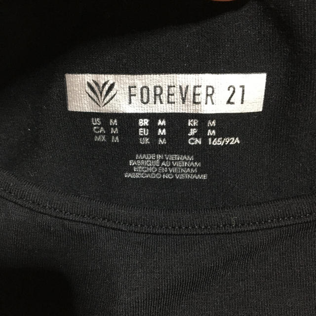 FOREVER 21(フォーエバートゥエンティーワン)のFOREVER21 トップス レディースのトップス(タンクトップ)の商品写真