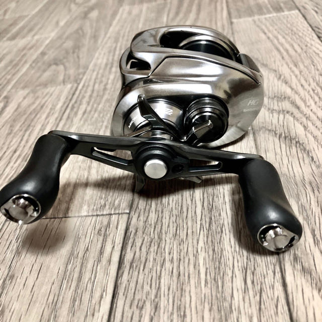 SHIMANO(シマノ)の値下げ！バンタムMGL HG 左巻き スポーツ/アウトドアのフィッシング(リール)の商品写真