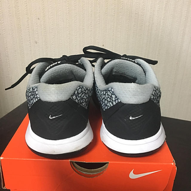 NIKE(ナイキ)のNIKE  スニーカー レディースの靴/シューズ(スニーカー)の商品写真