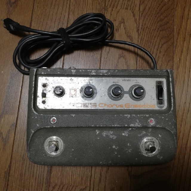 BOSS(ボス)のBOSS CE-1 楽器のギター(エフェクター)の商品写真