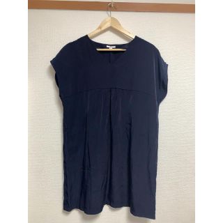 ユニクロ(UNIQLO)のトップス(カットソー(半袖/袖なし))