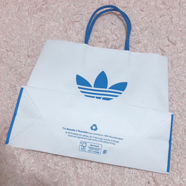 adidas(アディダス)のadidas ショッピング袋 レディースのバッグ(ショップ袋)の商品写真