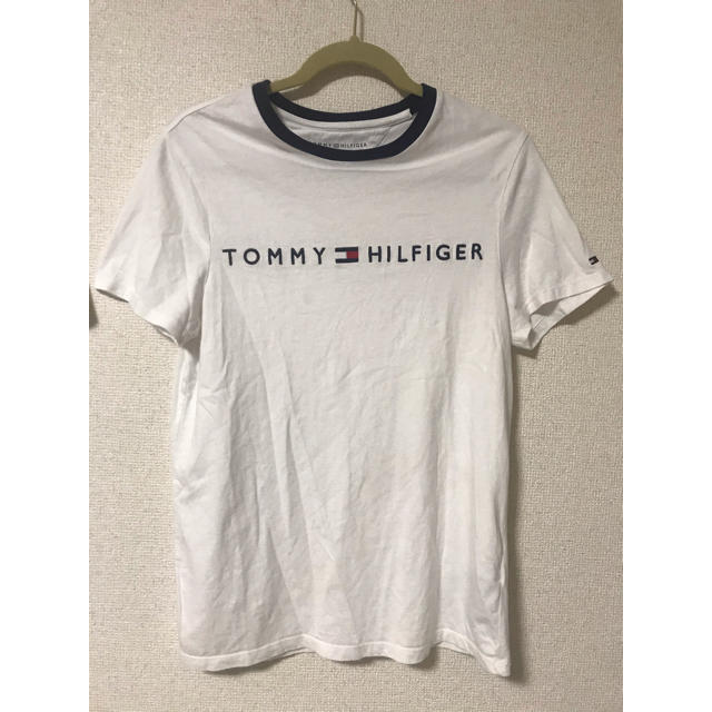 TOMMY HILFIGER(トミーヒルフィガー)のTOMMY tommy トミー　Tシャツ レディースのトップス(Tシャツ(半袖/袖なし))の商品写真