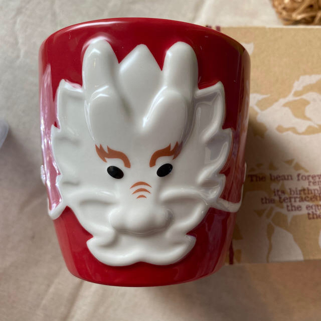 Starbucks - 【まぁちん様専用】干支 マグカップ 2012年 辰年の Starbucks - 【まぁちん様専用】干支 マグカップ 2012年 辰年の