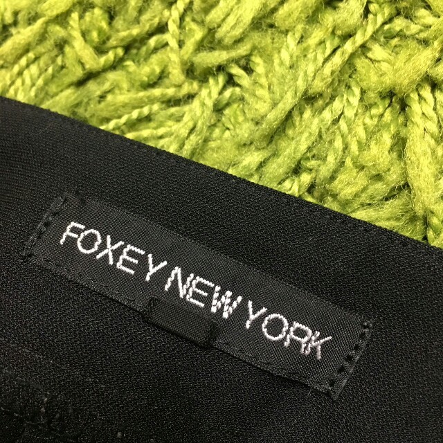 FOXEY(フォクシー)のフォクシー　美ラインレディストレッチパンツ黒 レディースのパンツ(カジュアルパンツ)の商品写真