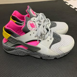 ナイキ(NIKE)の超美品✨　NIKE AIR HUARACHE ナイキ　エアハラチ　28センチ(スニーカー)