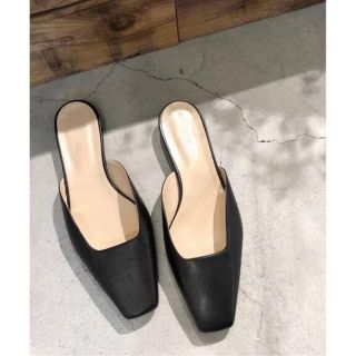 プラージュ(Plage)のチェザレ マルチノリ SQUARE TOE 　37.5　ブラック(サンダル)